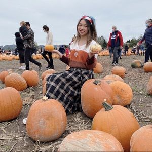 Meet your Posher, Anna